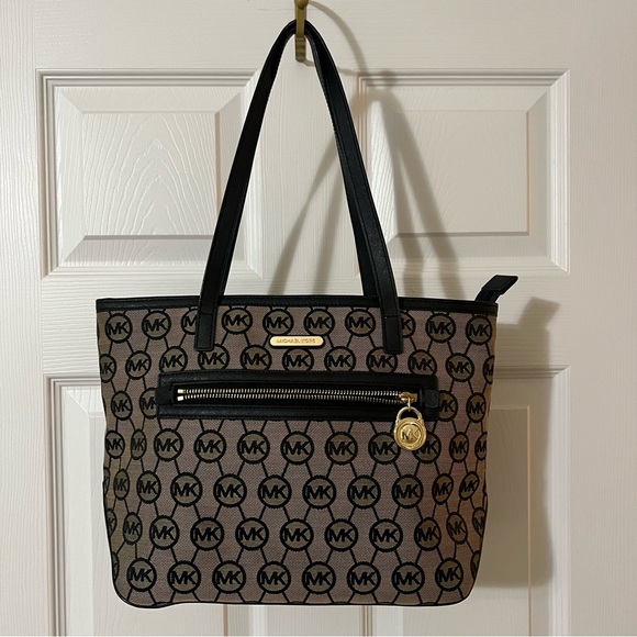 Michael Kors Kempton Monogram Logo Signature Tote - Shoulder Bag - Picture 1 of 6